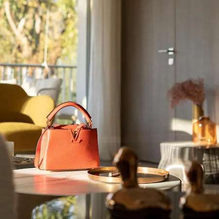 Aurelia Roc Hofborg Properties *