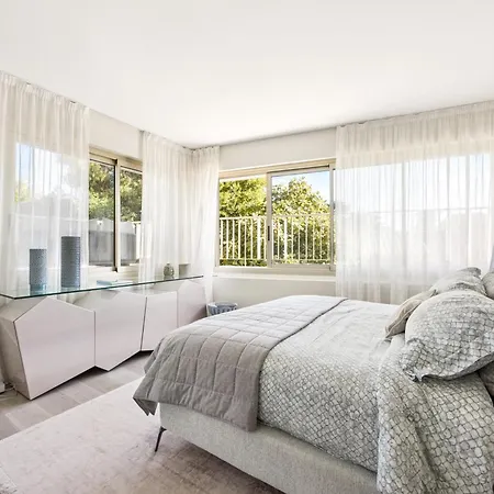 Aurelia Roc Hofborg Properties 앙티브