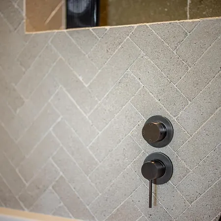 Riviera Luxury Estates *