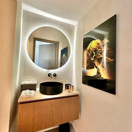 Aurelia Roc Hofborg Properties * Antibes
