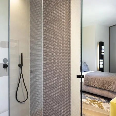 דירה Aurelia Roc Hofborg Properties אנטיב