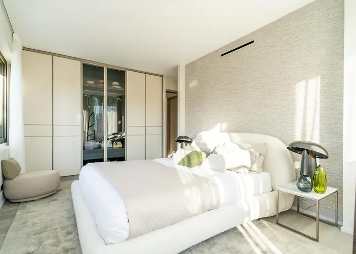 Riviera Luxury Estates * Antibes