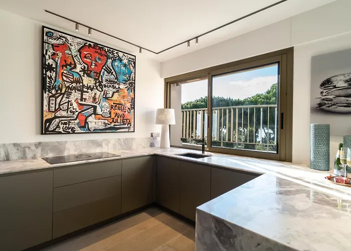 Riviera Luxury Estates * Antibes